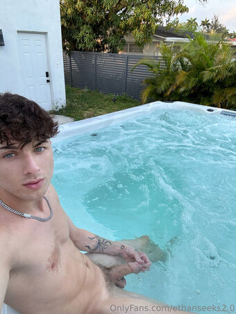 ethanseeks2.0 Голі Зливи OnlyFans Фото 1
