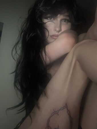 fatalchx Голі Зливи OnlyFans Фото 4