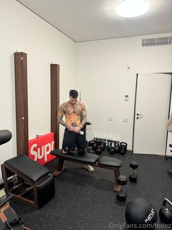 fedez Голі Зливи OnlyFans Фото 5
