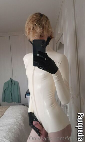 Felexiia Голі Зливи OnlyFans Фото 49