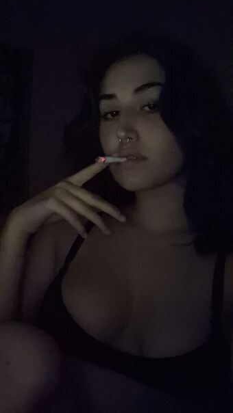 Fentanyl Голі Зливи OnlyFans Фото 10