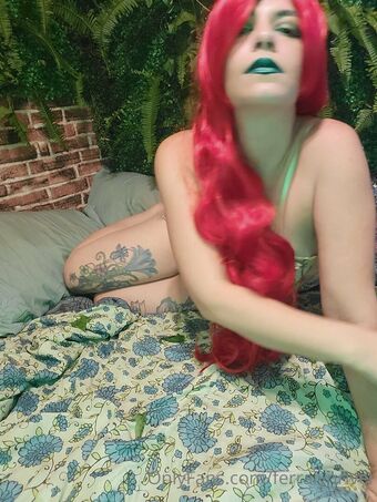 ferralynriver Голі Зливи OnlyFans Фото 8