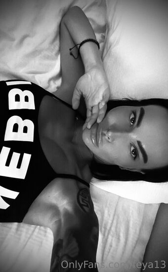 feya13 Голі Зливи OnlyFans Фото 12