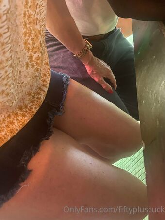 fiftyplusstud Голі Зливи OnlyFans Фото 39