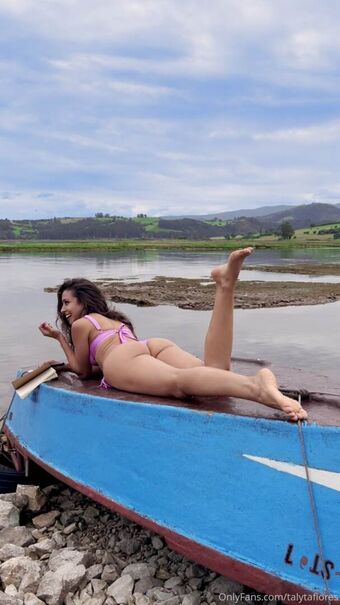 Finalmente Голі Зливи OnlyFans Фото 14