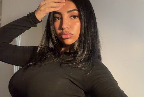Fionee Голі Зливи OnlyFans Фото 109