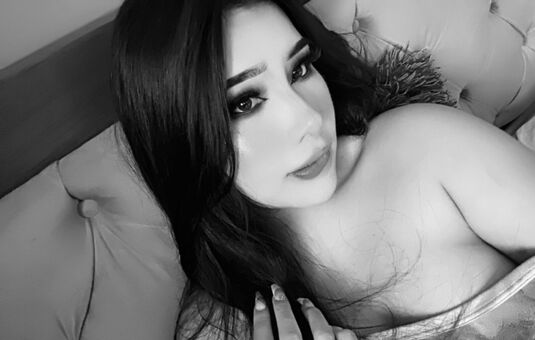 fiorellagg Голі Зливи OnlyFans Фото 44