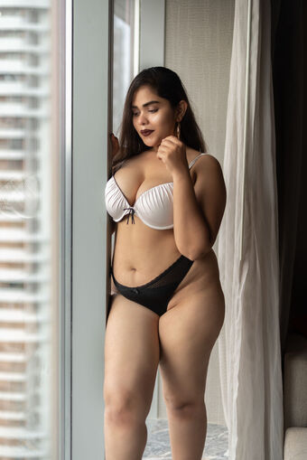Fire Fly Голі Зливи OnlyFans Фото 24