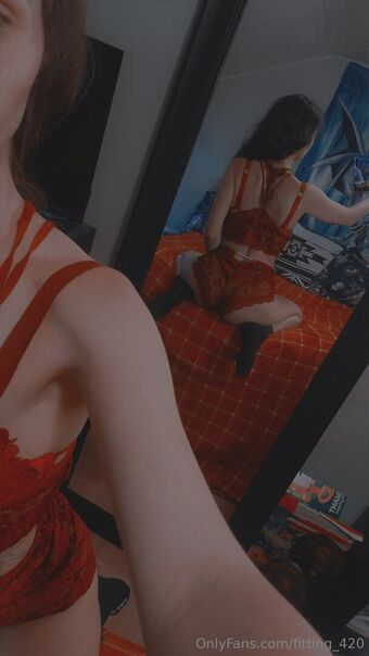 fitting_420 Голі Зливи OnlyFans Фото 18