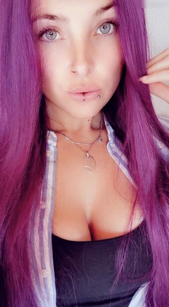 Flashinaa Голі Зливи OnlyFans Фото 7