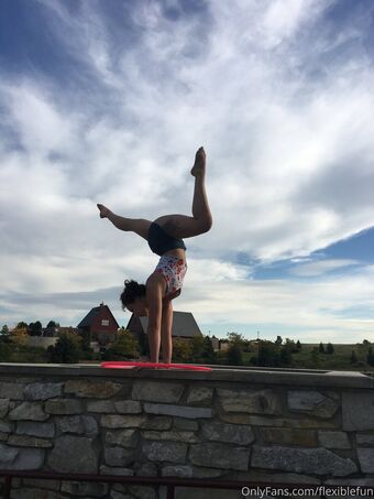 flexiblefun Голі Зливи OnlyFans Фото 25