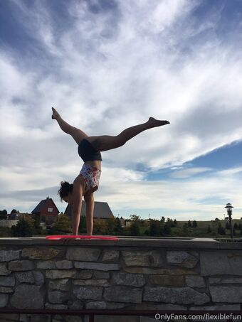 flexiblefun Голі Зливи OnlyFans Фото 26