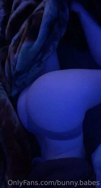 floatingfae Голі Зливи OnlyFans Фото 5