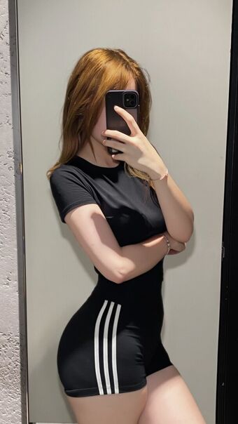 flrdevsk Голі Зливи OnlyFans Фото 15