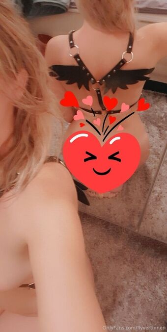 flyra Голі Зливи OnlyFans Фото 19