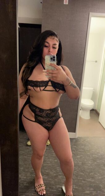 foreignb18 Голі Зливи OnlyFans Фото 2