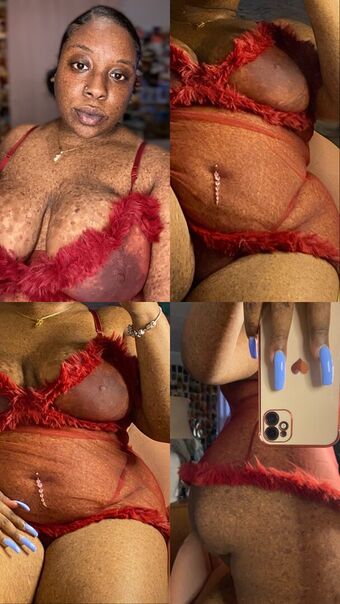 Freckledfantasy Голі Зливи OnlyFans Фото 2