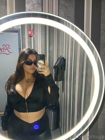freescorpiomuse Голі Зливи OnlyFans Фото 13