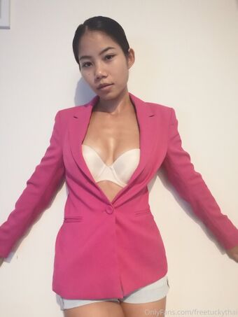 freetuckythai Голі Зливи OnlyFans Фото 8