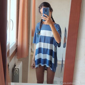 freyee Голі Зливи OnlyFans Фото 6
