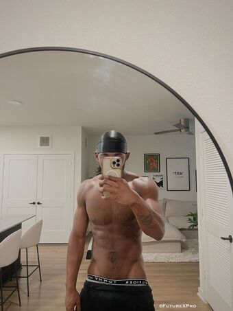 futurexpro Голі Зливи OnlyFans Фото 18