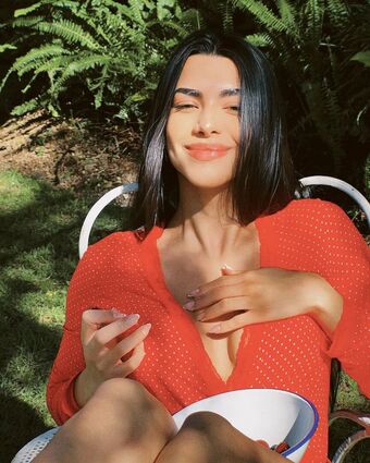 Gabrielle M