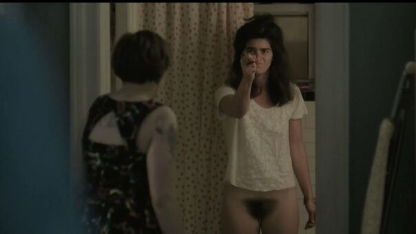 Gaby Hoffmann Голі Зливи OnlyFans Фото 3