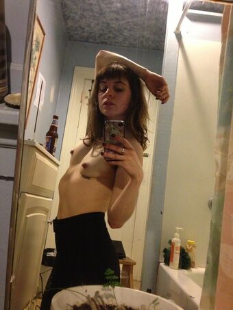 gelfling Голі Зливи OnlyFans Фото 1