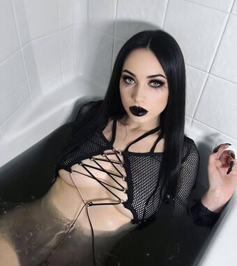 gh0sttkat Голі Зливи OnlyFans Фото 37