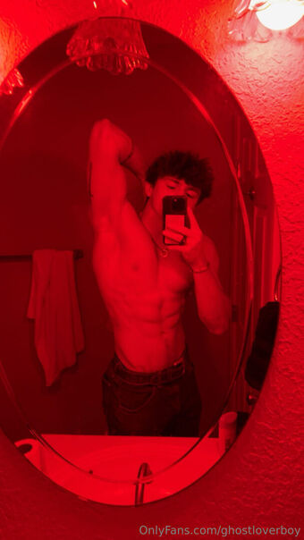 ghostloverboy Голі Зливи OnlyFans Фото 8