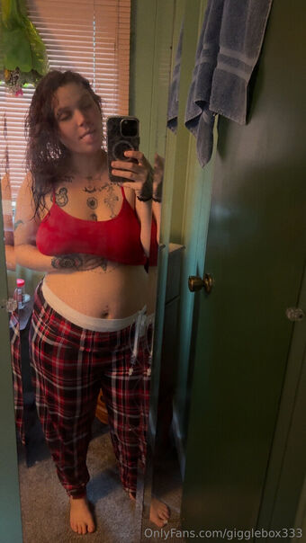 gigglebox333 Голі Зливи OnlyFans Фото 19