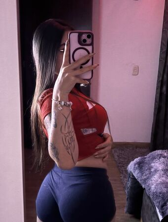 Gisel García Голі Зливи OnlyFans Фото 5