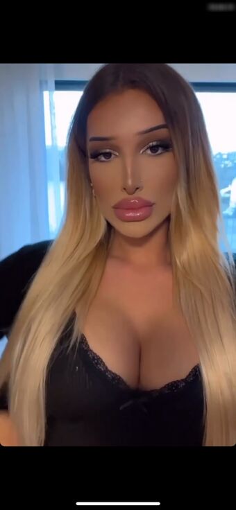 _Glamzon_ Голі Зливи OnlyFans Фото 18