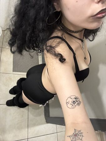 Goonettes - Голі Зливи OnlyFans Фото 6