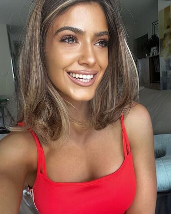 Grace Spadafora Голі Зливи OnlyFans Фото 10