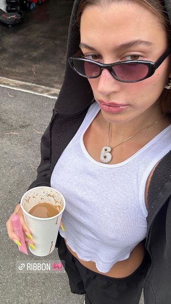 Hailey Baldwin Bieber