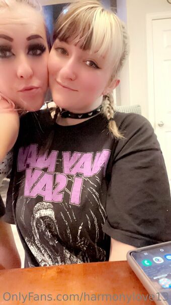 harmonylove13 Голі Зливи OnlyFans Фото 12