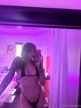 harpermadi_ Голі Зливи OnlyFans Фото 3813