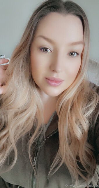 hattieslay Голі Зливи OnlyFans Фото 33