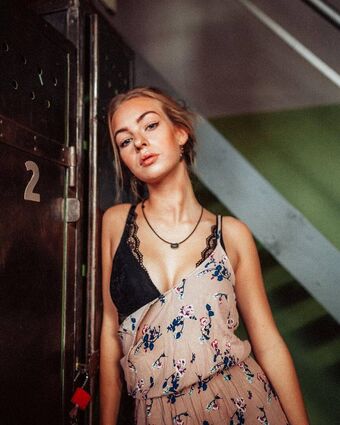 hedwigtr Голі Зливи OnlyFans Фото 6