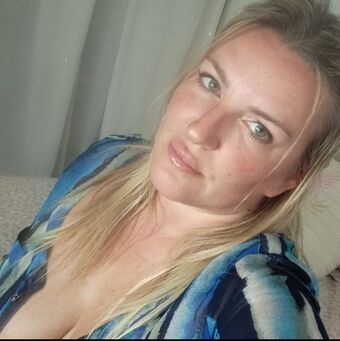 heeeysofia Голі Зливи OnlyFans Фото 2