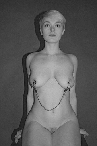 Heidi Голі Зливи OnlyFans Фото 2