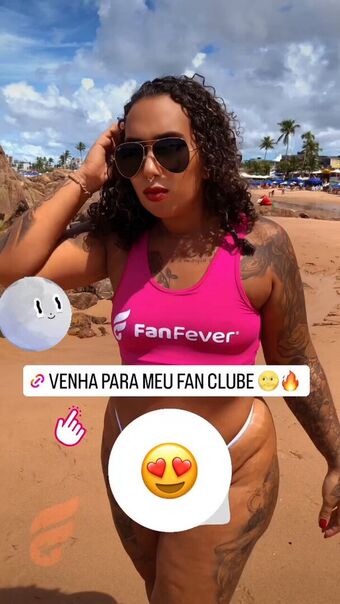Helena Lua Голі Зливи OnlyFans Фото 5
