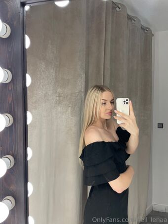 hell_lenaa