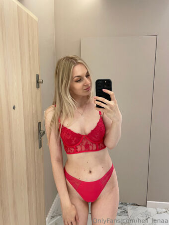 hell_lenaa Голі Зливи OnlyFans Фото 59
