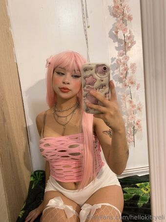 hellokittyeli Голі Зливи OnlyFans Фото 3