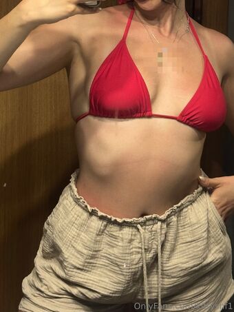 Hilal Fener Голі Зливи OnlyFans Фото 75