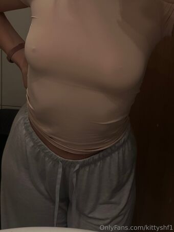 Hilal Fener Голі Зливи OnlyFans Фото 80