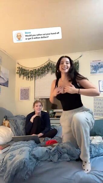 Hotblockchain / Emily Cocea / cryptobaddie1