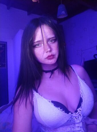 Httpsrrae Голі Зливи OnlyFans Фото 2